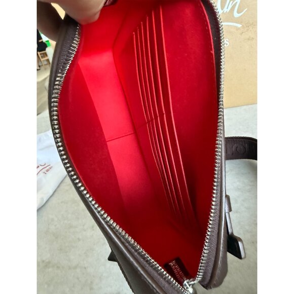 Christian Louboutin 3225098 Ruisbuddy Zipped Leather Crossbody Bag Cosme Brown - Picture 12 of 15